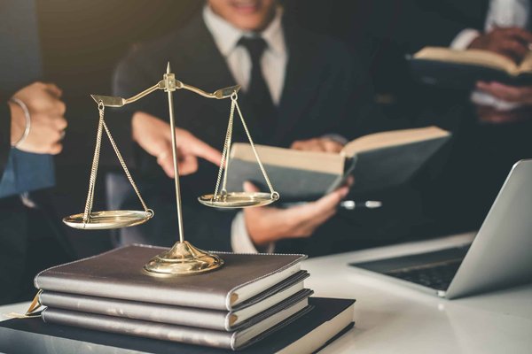 Avocats spécialisés : Quand et pourquoi avoir-vous besoin de leur expertise ?