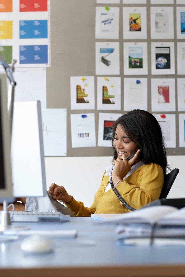 Trouver sa voie grâce à la voyance audiotel par téléphone